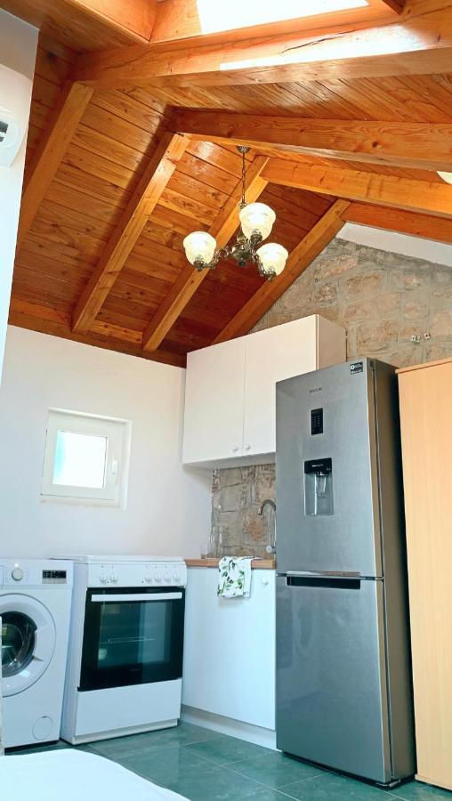 Laura Studio Apartman Mlini Exterior photo